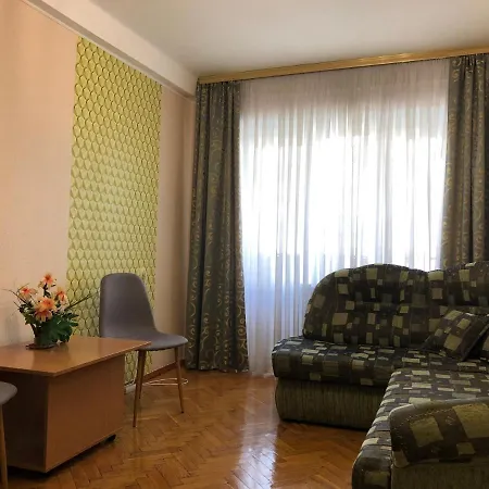 Kyiv Daily Rent Apartments On Bogdana Gavrilishina 10 المظهر الخارجي الصورة